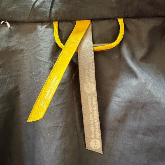 Lole Women's Black Lightweight Packable Puffer - Picture 3 of 3